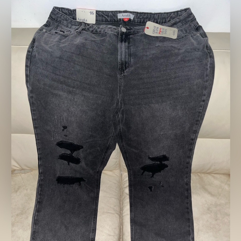 Arula High Rise, wide/straight leg black jeans